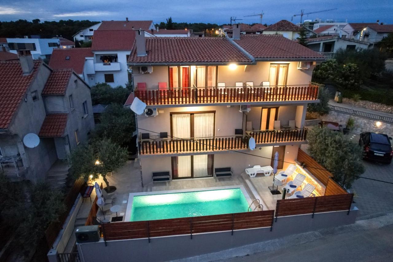 Pool Apartments Julia Zadar Exterior foto